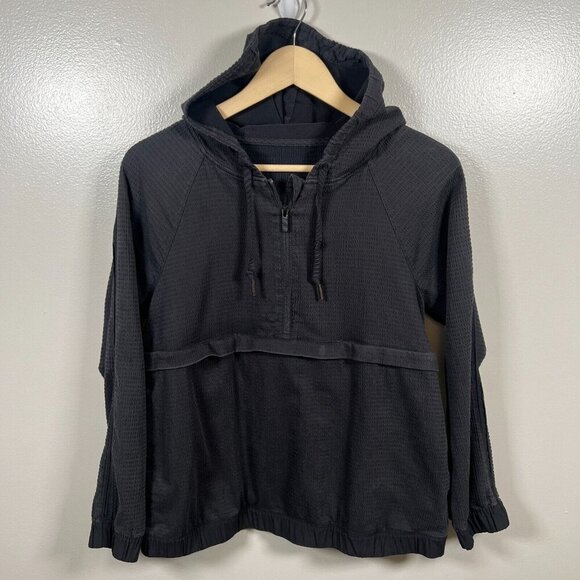 Lululemon Pack Light 1/2 Zip Pullover Jacket Size 4? Black Hiking Outdoor Active - Picture 1 of 11